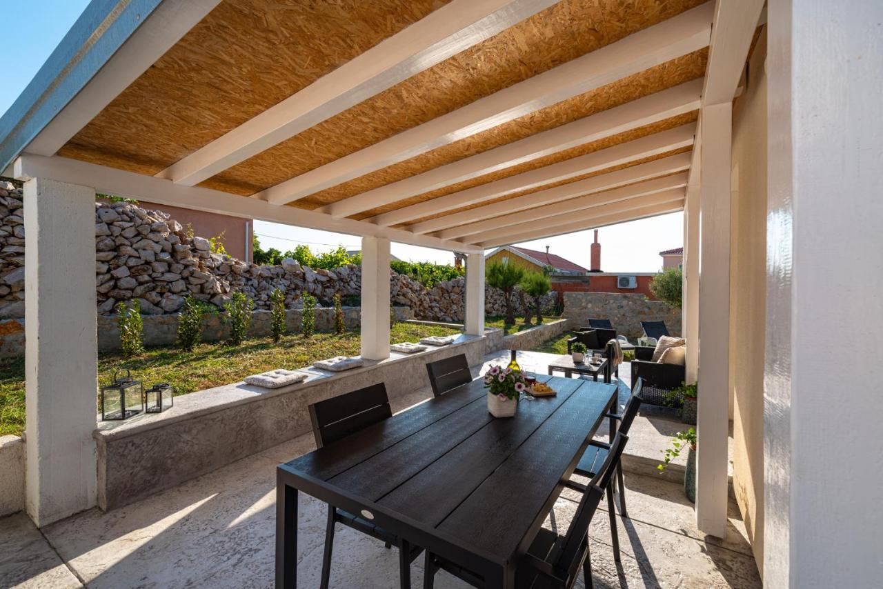 Holiday House Ventum ราชานาส ภายนอก รูปภาพ
