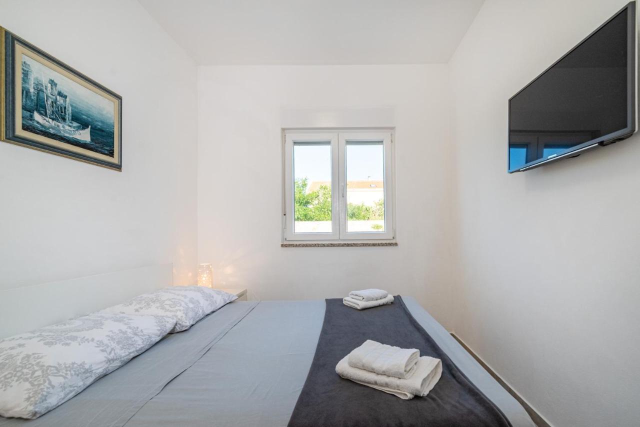 Holiday House Ventum ราชานาส ภายนอก รูปภาพ