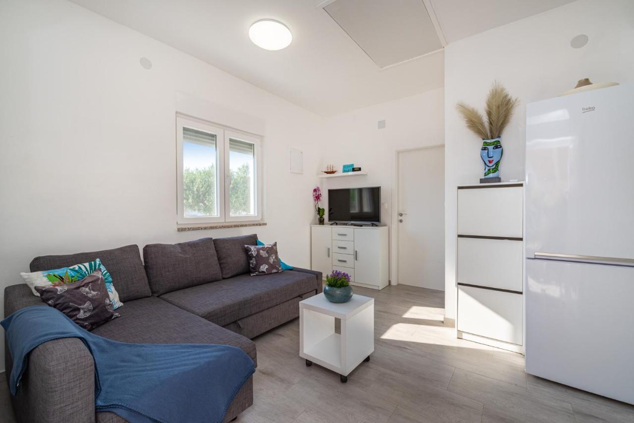 Holiday House Ventum ราชานาส ภายนอก รูปภาพ